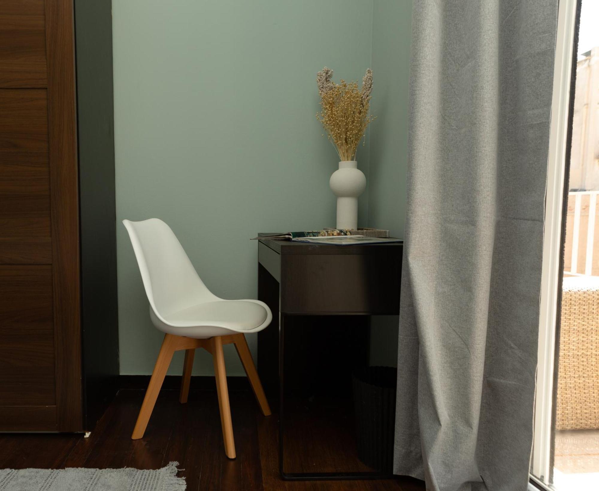 Parthenon View Apartment *