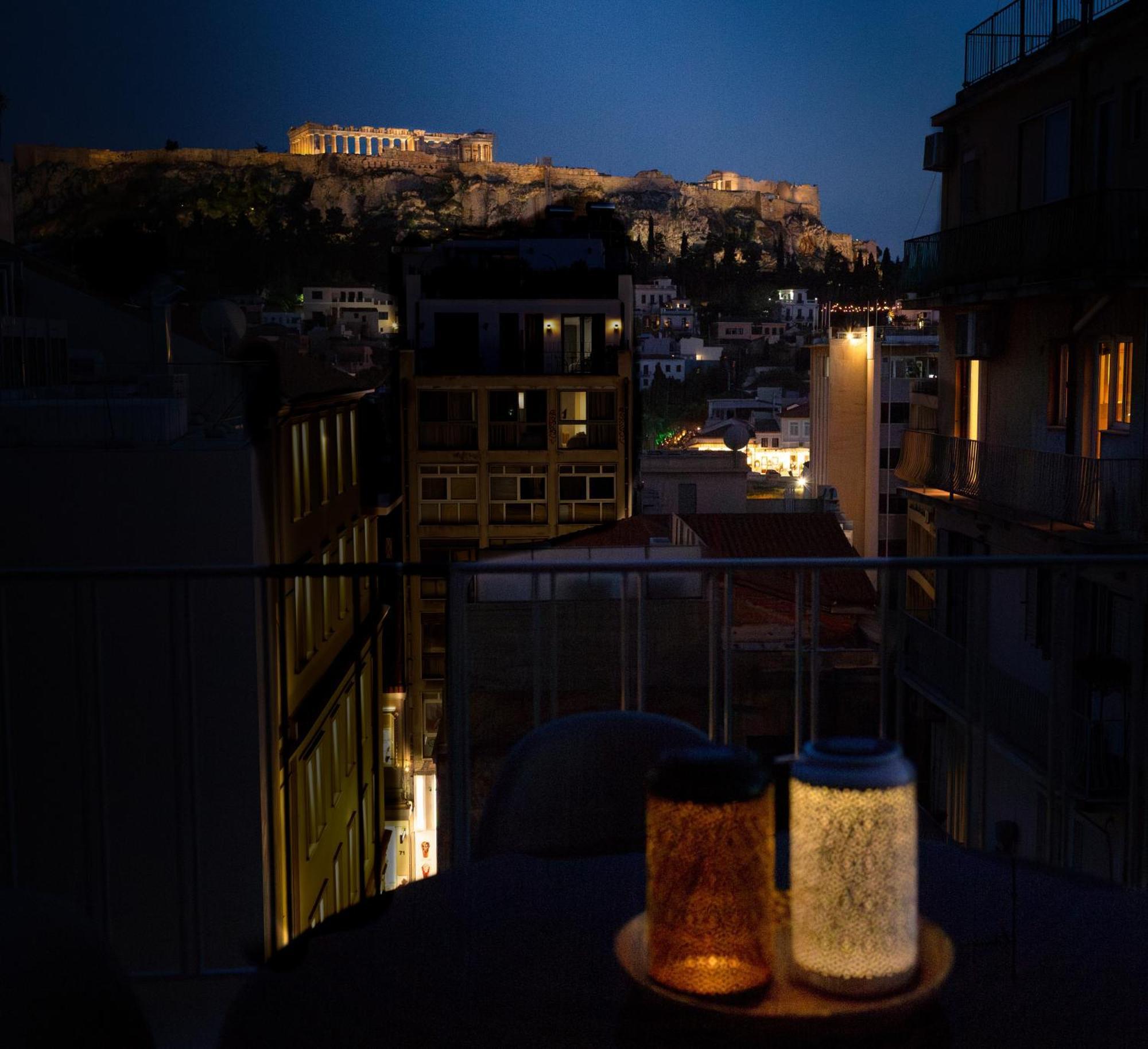Parthenon View *